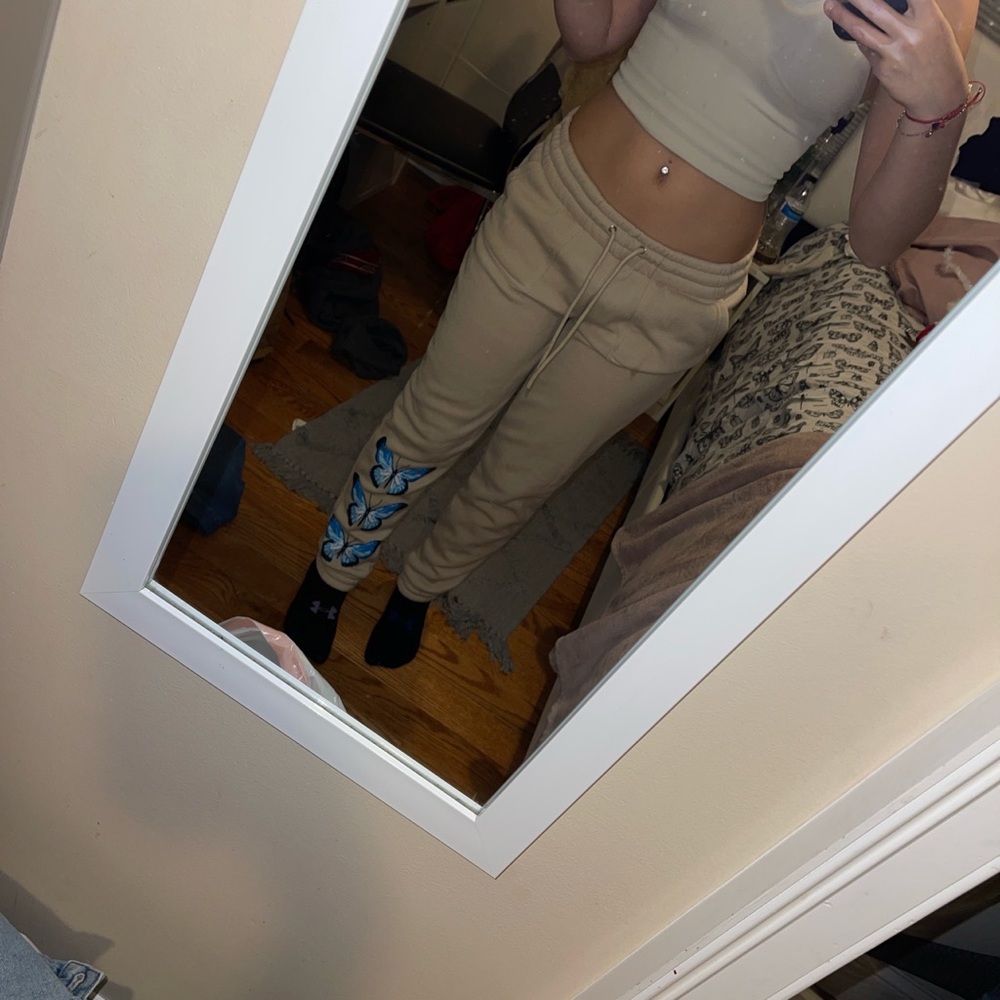 Butterfly sweatpants